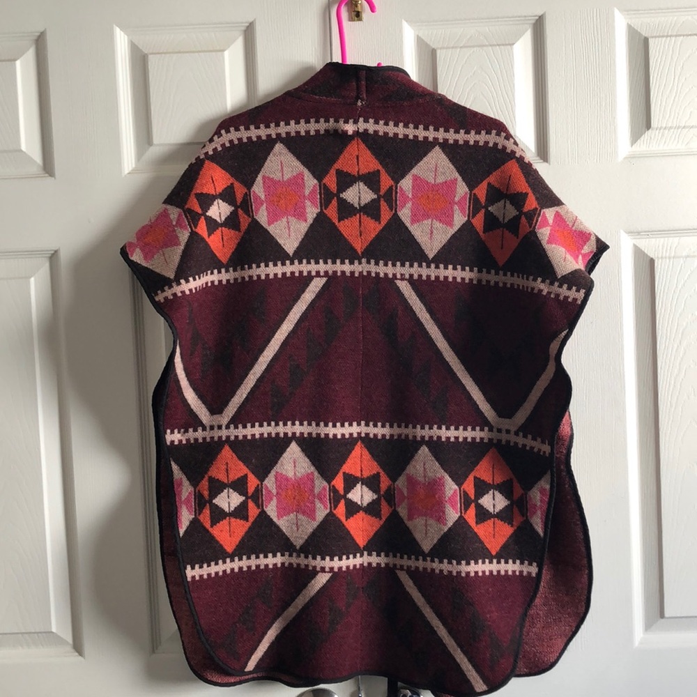 Maison Scotch Knit Poncho Vest - Picture 8 of 8